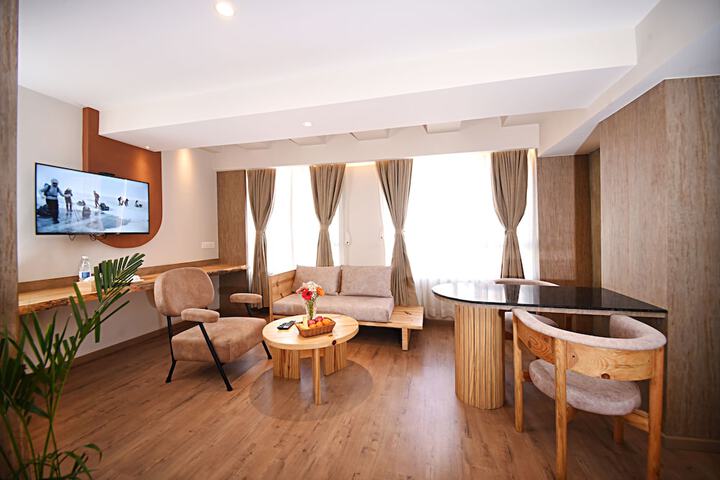 Room 32 of 69