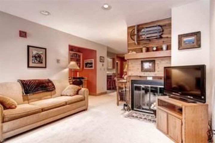 Room 42 of 49