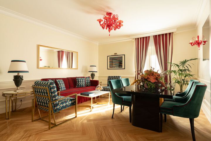 Room 41 of 90