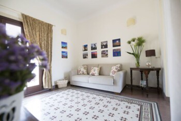 Room 47 of 61