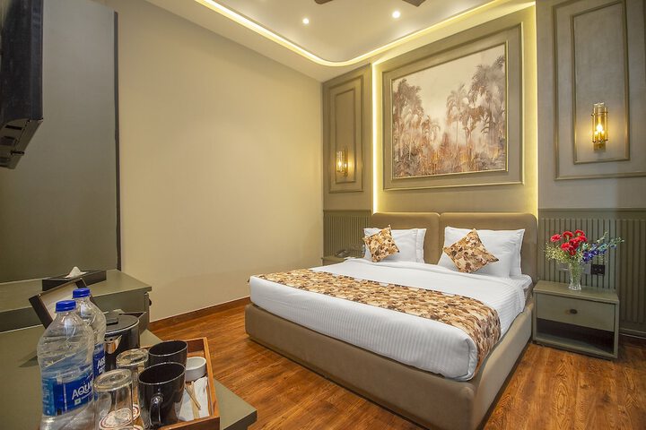 Room 5 of 38