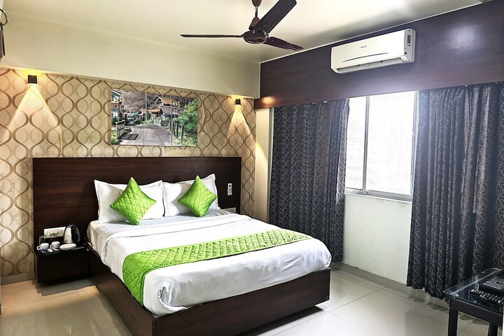 Room 34 of 78