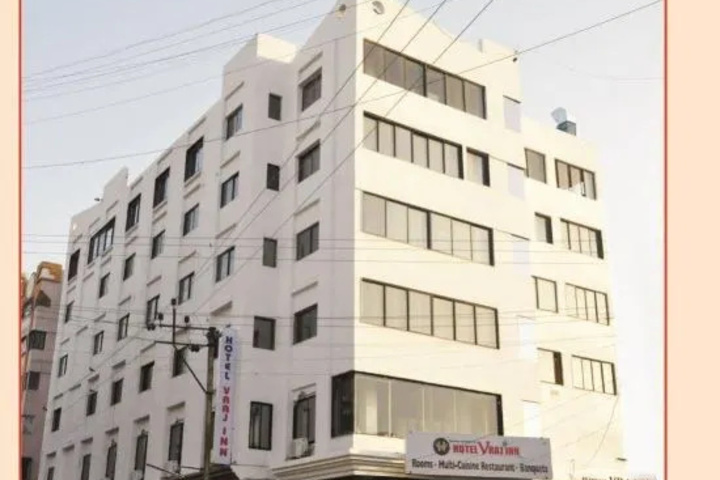 Hotel Vraj Inn