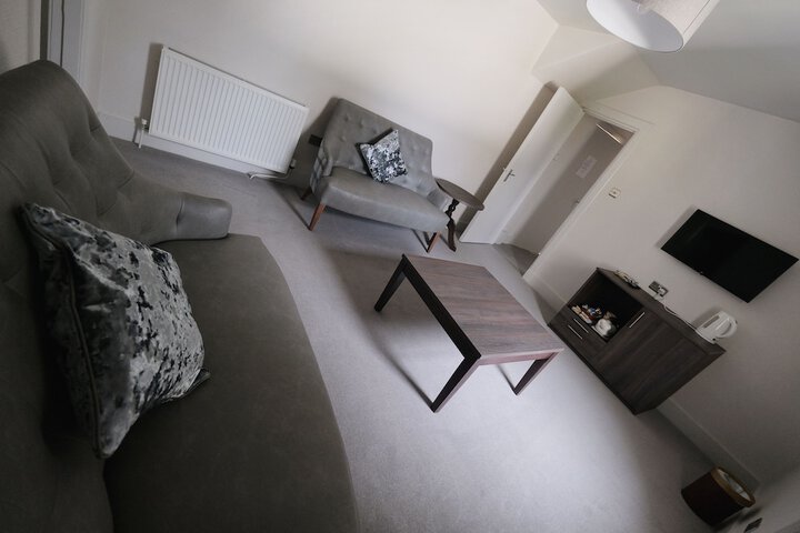 Room 15 of 54
