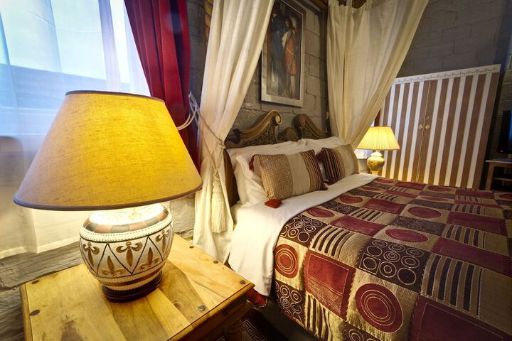 Room 3 of 51