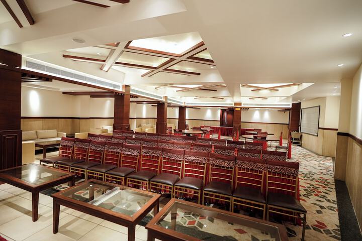 Ballroom/Hall 47 of 50