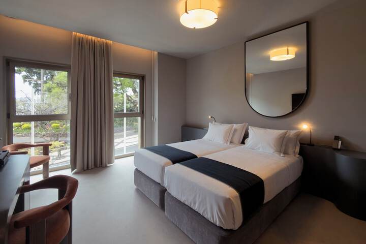 Room 10 of 51