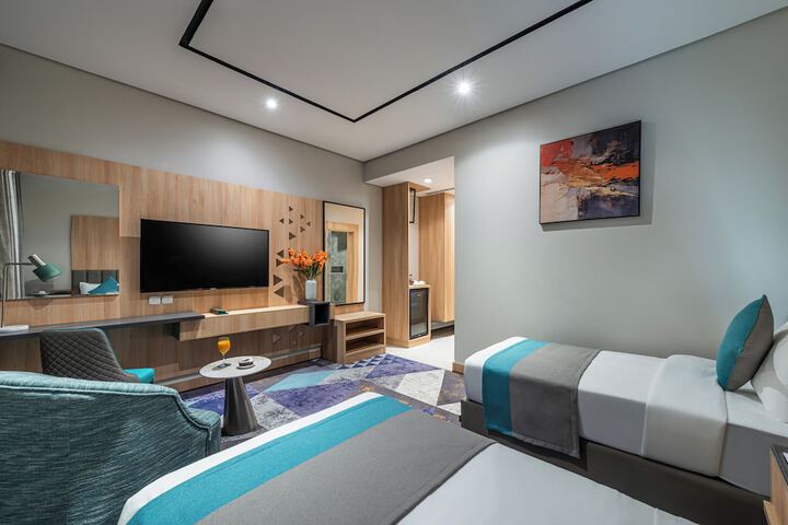 Room 8 of 41