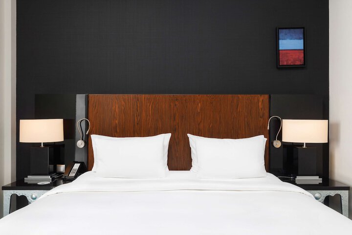 Room 42 of 186