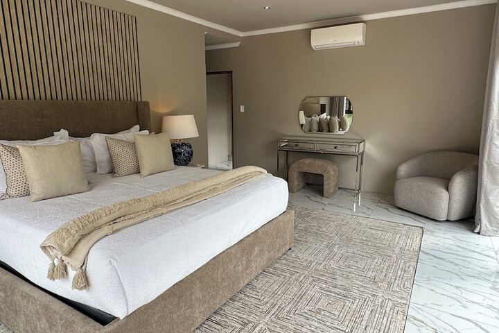 Room 40 of 81