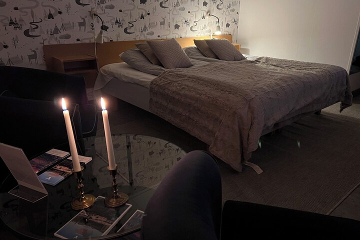 Room 8 of 44