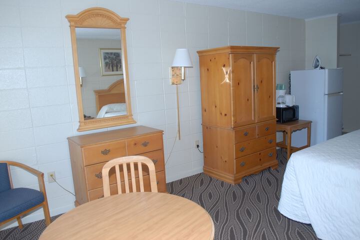 Room 14 of 43