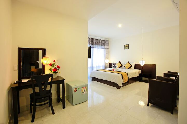 Room 8 of 68