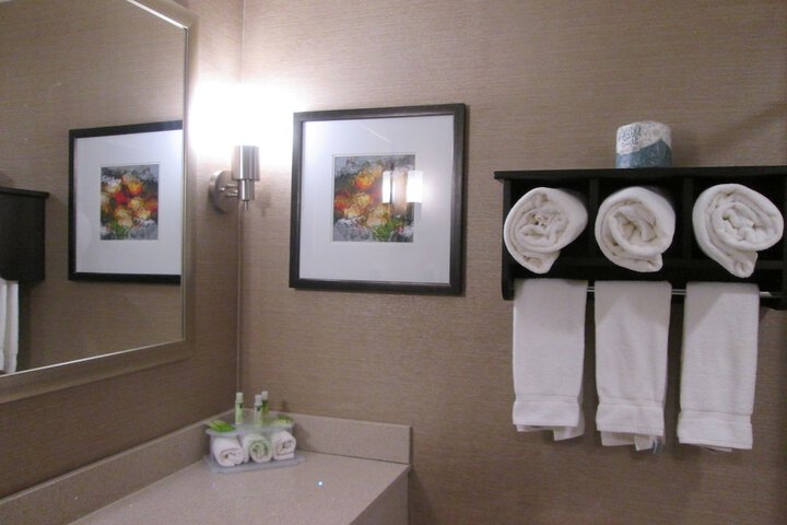 Room 47 of 81