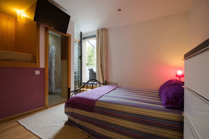 Room 5 of 60