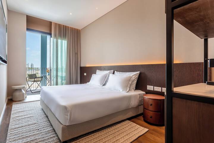 Room 6 of 22