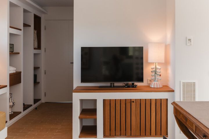 Room 35 of 80