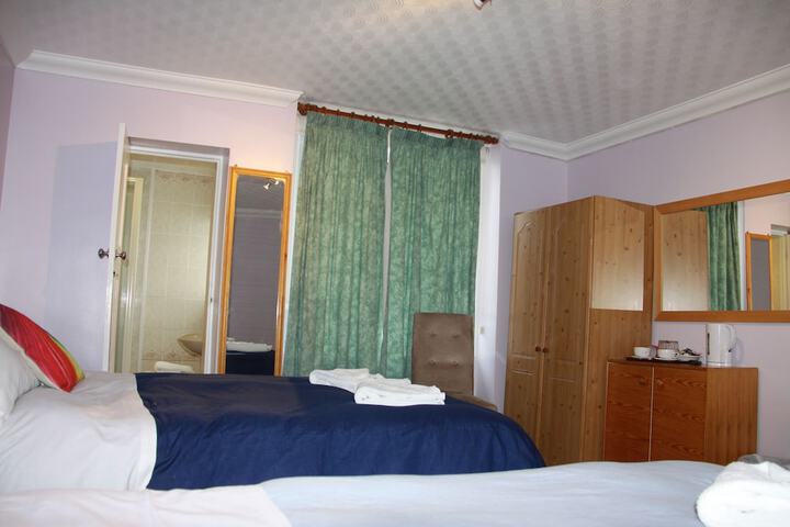 Room 68 of 81