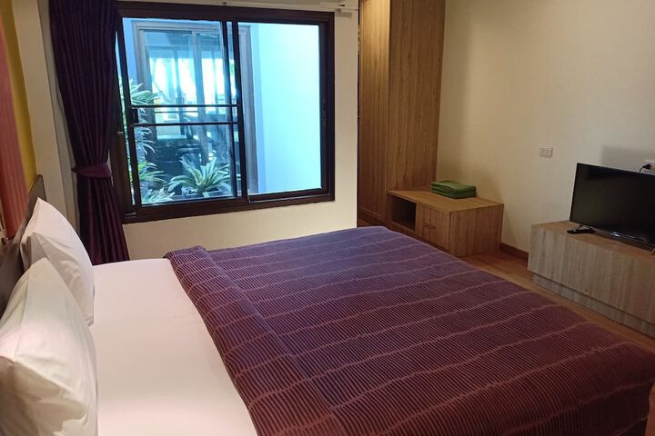 Room 8 of 54
