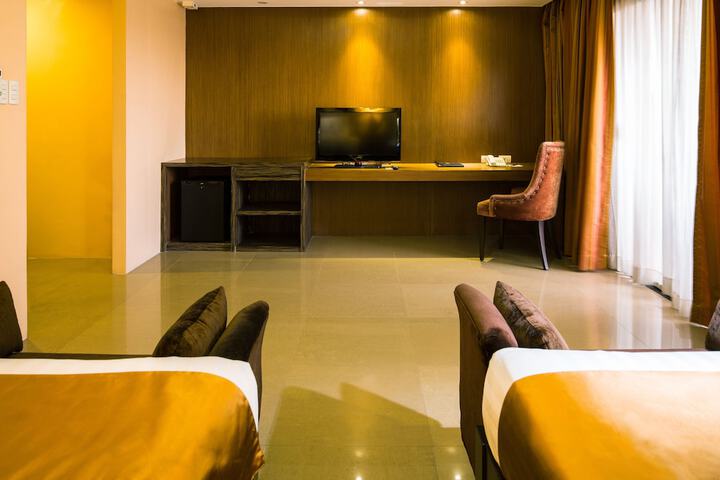 Room 29 of 61