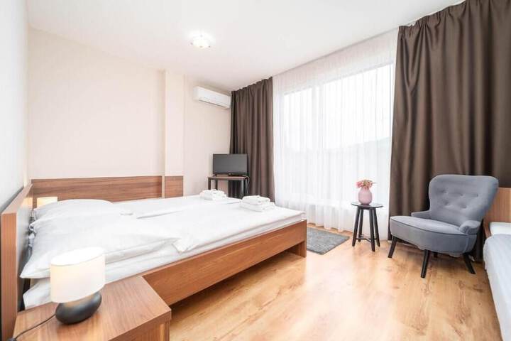 Room 2 of 15