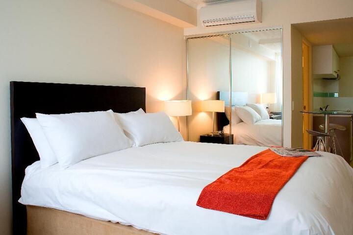Room 3 of 36
