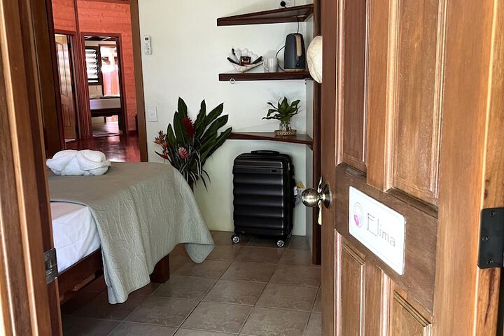 Room 3 of 53