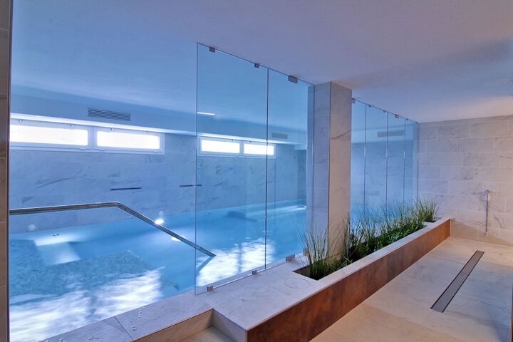 Pool 42 of 82