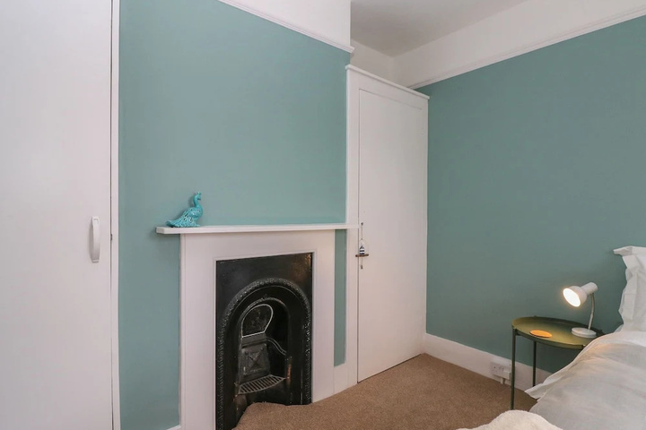 Room 3 of 14