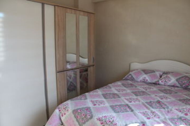 Room 13 of 24