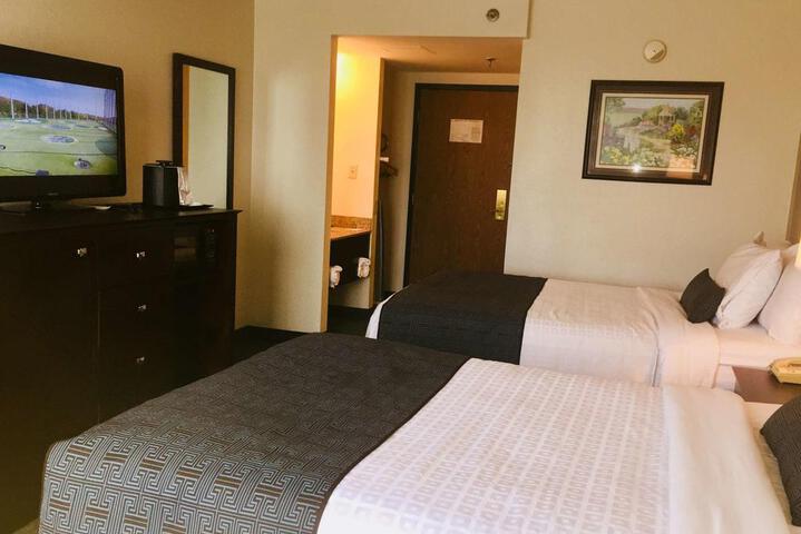 2 Double Beds (6 of 7)