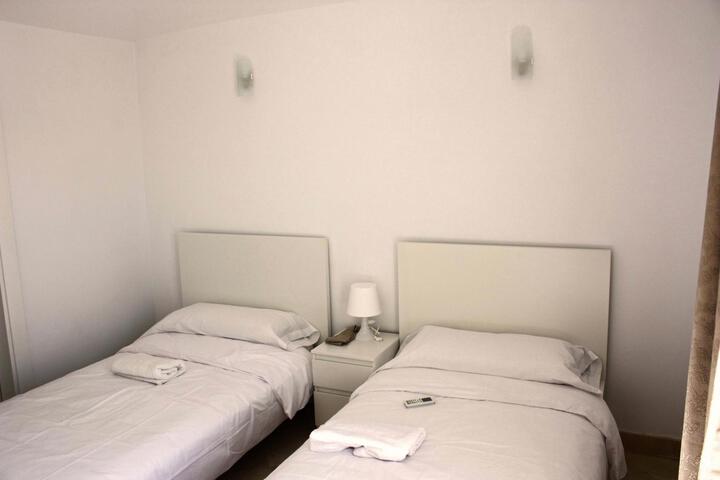 Room 5 of 5
