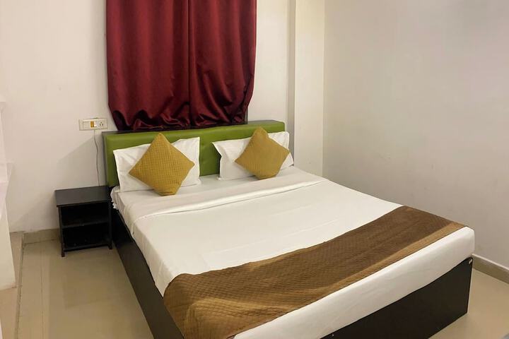 Room 16 of 26
