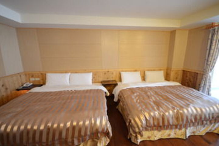 Room 34 of 65