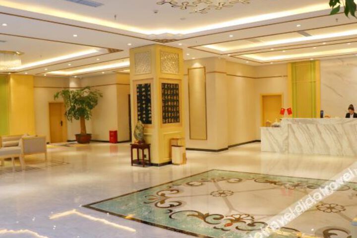 Hotel Interior 10 of 16