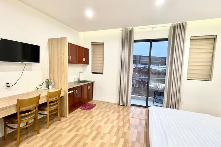 Room 12 of 20