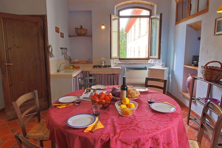 Dining 73 of 131
