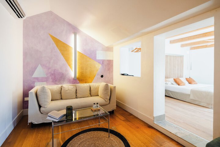 Room 36 of 112
