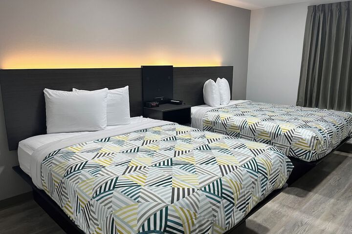 Room 15 of 44