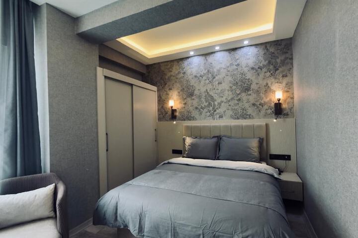 Room 9 of 36