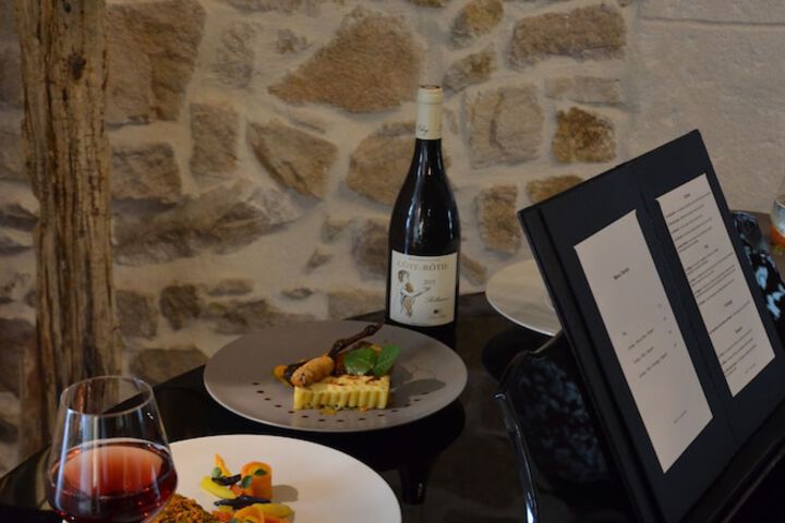 Dining Photos