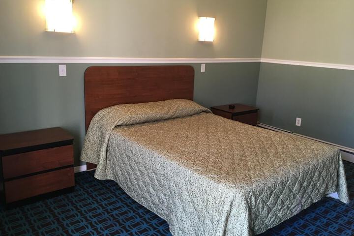 Room 6 of 19