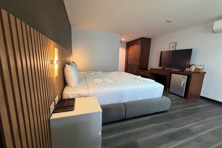 Room 20 of 39