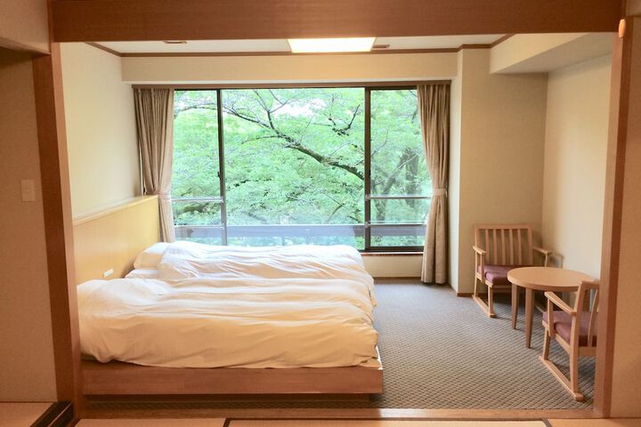 Room 21 of 107