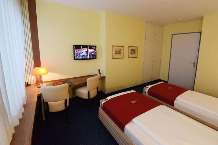 Room 14 of 41