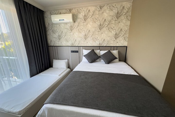 Room 19 of 64