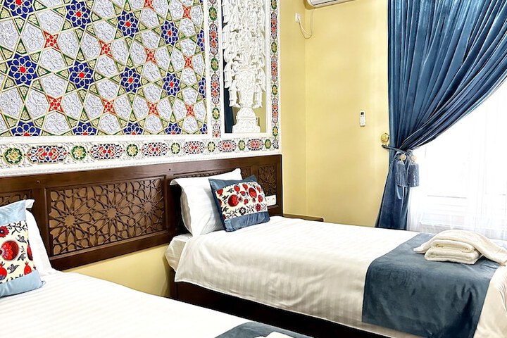 Room 6 of 48