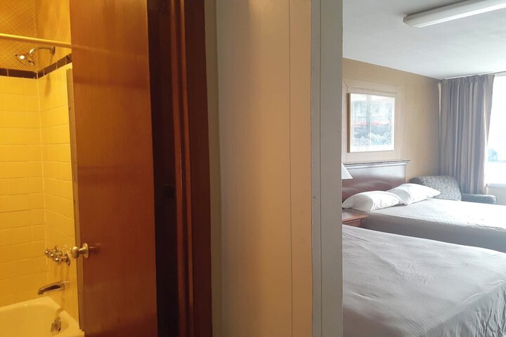 Room 9 of 57