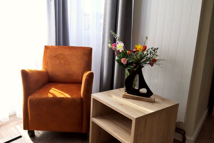 Room 8 of 42