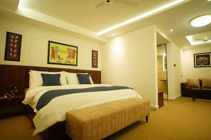 Room 43 of 111